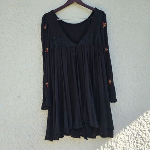 Free People Mohave Embroidered Mini Dress in Black Size Medium - Picture 6 of 9